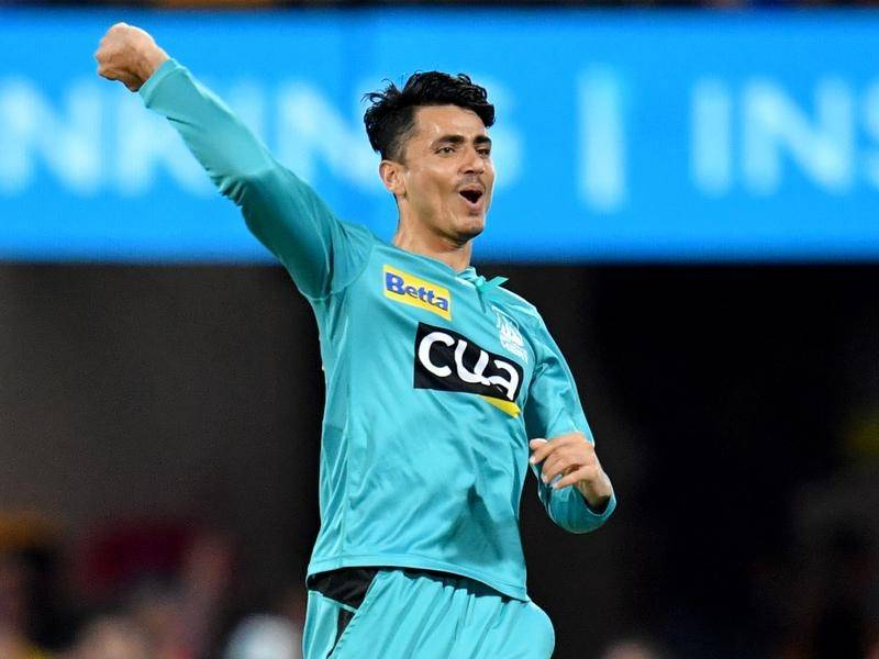 FlashCric's tweet photo. Mujeeb Ur Rahman has taken more than one wicket just once so far in BBL11.
This compared to his BBL10 campaign where he took more than one wicket in 4 of his 9 matches.
LIVE COMMS:
👉 https://t.co/fs7PvfhIpp👈
#HEAvSTR|#BBL11 https://t.co/aM0T3RuTdc
