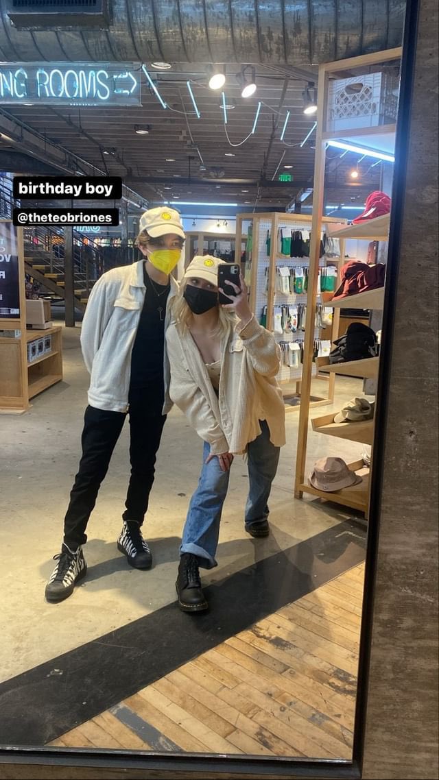 TeoUpdated's tweet photo. Alyvia has posted 6 stories related to Teo’s birthday today! (1/3) https://t.co/jKvelzMHah