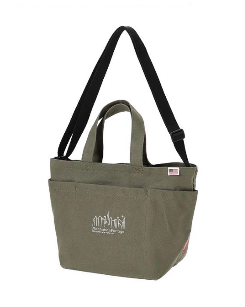 mp_expocity's tweet photo. 【Whitestone Tote Bag Canvas 2021】
⁡
number:#MP1360CNVS21
Color:Olive
Price:¥9,350(tax in)
Size:横37×高さ25×マチ16.5cm
⁡
Staff:177cm https://t.co/0PhdDybqKe