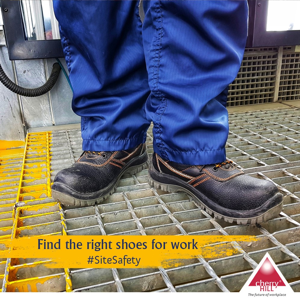 CherryHillDelhi's tweet image. Make sure to wear comfortable non-skid, rubber #footwear if you are working in an area with #SlipperySurfaces. Also, if you are lifting #HeavyObjects, use #QualityShoes for a proper #Grip.  
#CherryHillInteriors #OnSiteSafety #SiteSafetyFirst #SafetyTips #WorkSafety #sitesafety