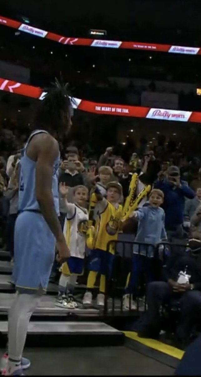 ovokrystel's tweet image. he staring down children 😭😭😭