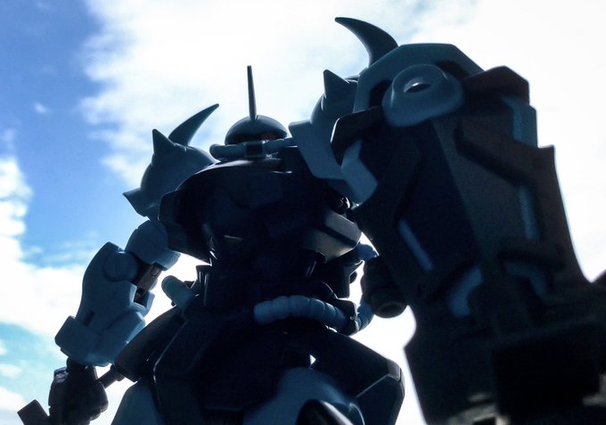 逆光いいですよね…(h 