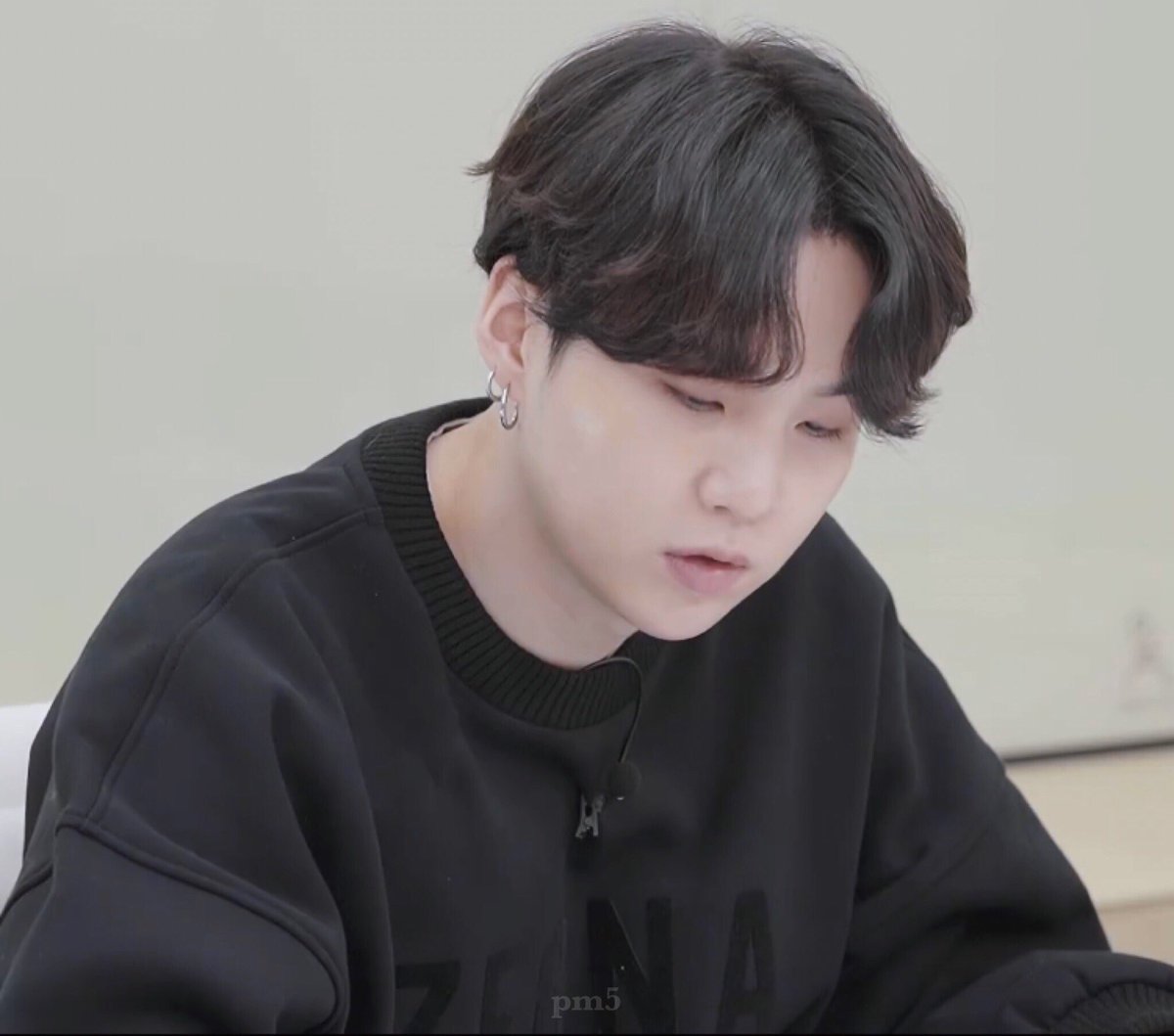 pm5_twt's tweet photo. 📷 Making-of Log #SUGA https://t.co/joo4T2SY2b