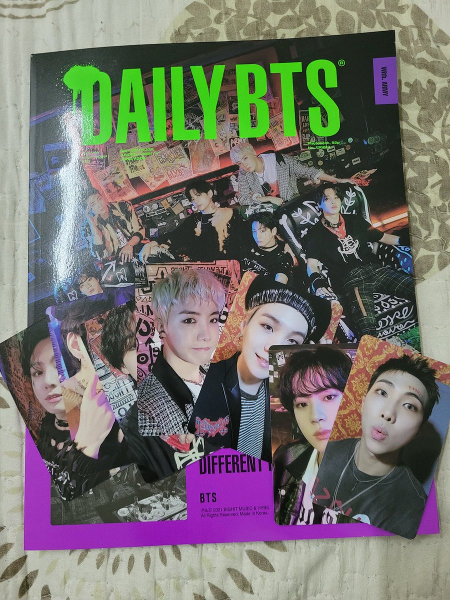 JeonJeyKay's tweet photo. Safely arrived!❤😍💜All in good condition, secure packaging. Thankyou for the service and the freebies @hellyeahjoon💕 #hellyeahGOreview https://t.co/6guwDmBhO6