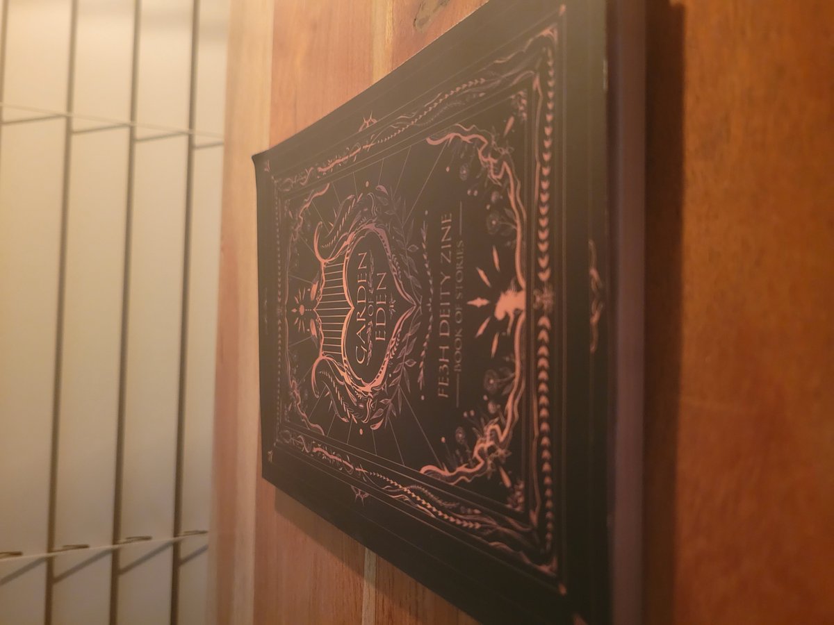 Received my copy of <a href="/fe3hdeityzine/">Garden of Eden: FE3H Deity Zine</a>! It was well worth the wait—everyone did great and the packaging was stunning!! I almost didn't want to open it 😳

For those who haven't had the chance to read my piece,  I've uploaded it to AO3 now for your perusal: archiveofourown.org/works/36372355