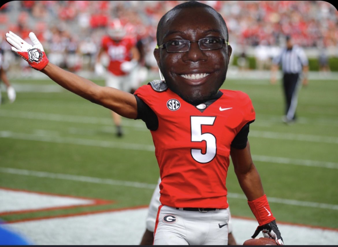 boujeedee's tweet photo. your newest QB1???! Go Dawgs🐶🐶 https://t.co/2GPn1uF41f