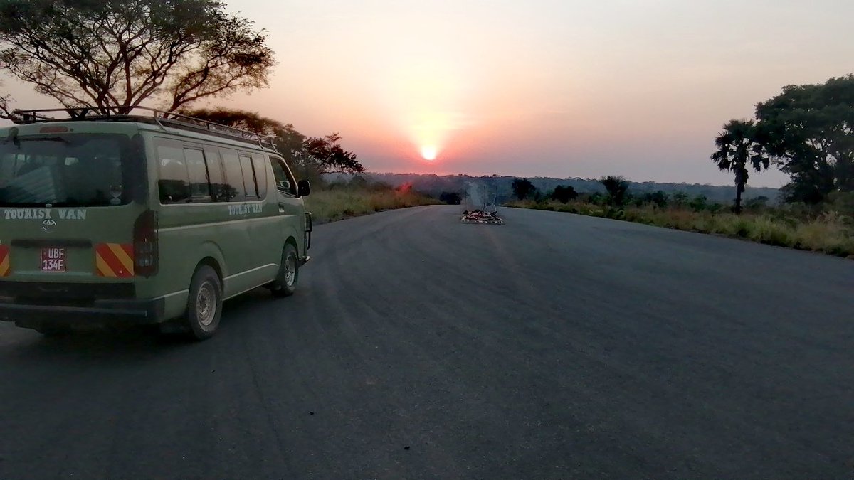 Mo_Chef_Mu's tweet photo. The sunrise says it all.....
#cheeee #kasunrise https://t.co/SP2E5c5o9L