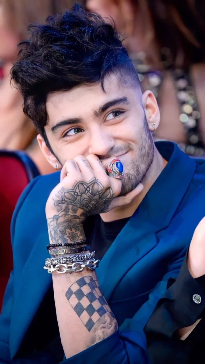 NehaBha77376777's tweet photo. #HappyBirthdayZaynMalik 💕 WISHING A VERY VERY HAPPY BIRTHDAY MY ZAYN MALIK MAY GOD BLESS YOU💕                                  #ZaynMalik https://t.co/CuqIdHf806