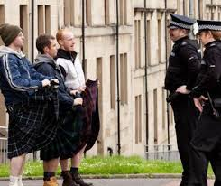 merlinpapin3's tweet photo. #UnJourUnePhotoCulte
#LaPartdesAnges de #KenLoach (2012)
@FredOL69007 @tbarnaud https://t.co/Nr2qtaiBac