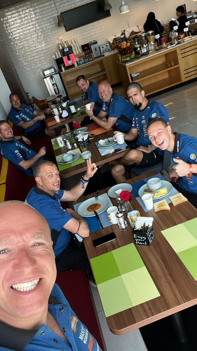 Tom Coronel tweet media