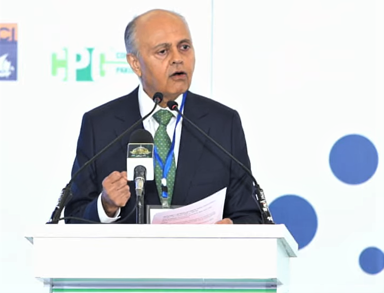 TheNewsVision2's tweet photo. CEO Pakistan Business Council, Ehsan Malik said that in the recent years, country's law and order situation have witnessed a great improvement, Ehsan Malik added that we need to further boost the level of exports in the long run.
#FutureSummit https://t.co/tZ4Zmejt8O