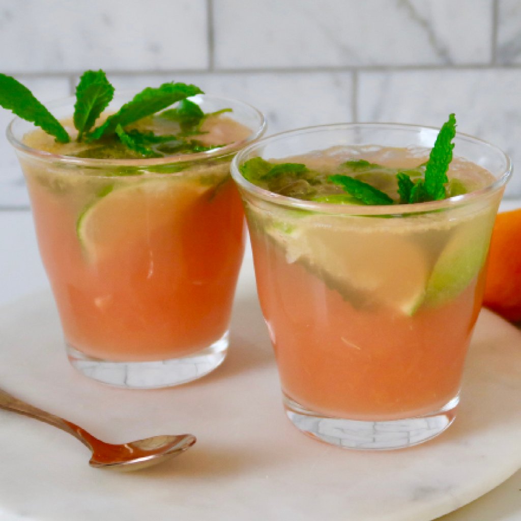 It isn’t about giving anything up. It’s about getting something back." - Dry January 

Try a Blood Orange Mojito 🍊 

| #KINSPO #KINNutrition
______________________________

#DryJanuary #AlcoholFree #CocktailRecipe