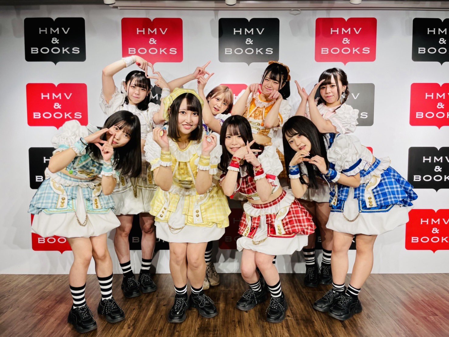 chuLa HMVサイン入りTシャツ odmalihnogu.org