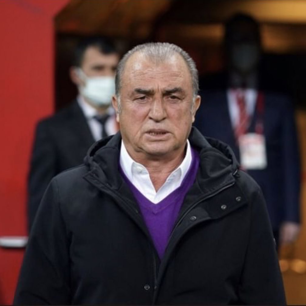 teriimiizm's tweet photo. Gidişinle Deprem Oldu Sanki, 
Üzerime Çöktü Koca Dünya… https://t.co/cMvh86er7t