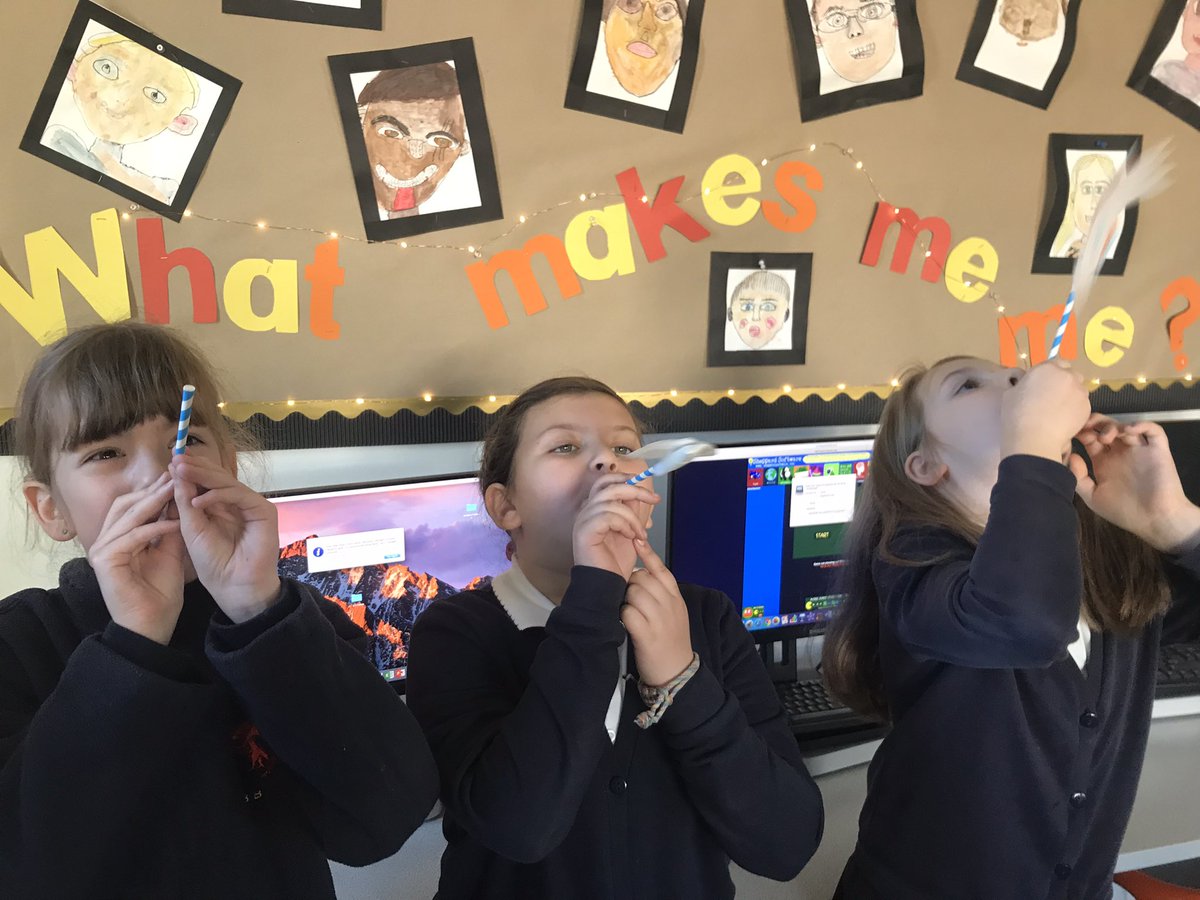 ysgolyddraig's tweet photo. Amazing @STEMAZING1 session today. We loved learning about motion and making our straw rocket blasters. Thank you @nicjanerichards #yydSTEM #yydchallenge #curiosity #yydcreativity #yydcaernarfon #yydyr4 https://t.co/3L5mQhyxdd