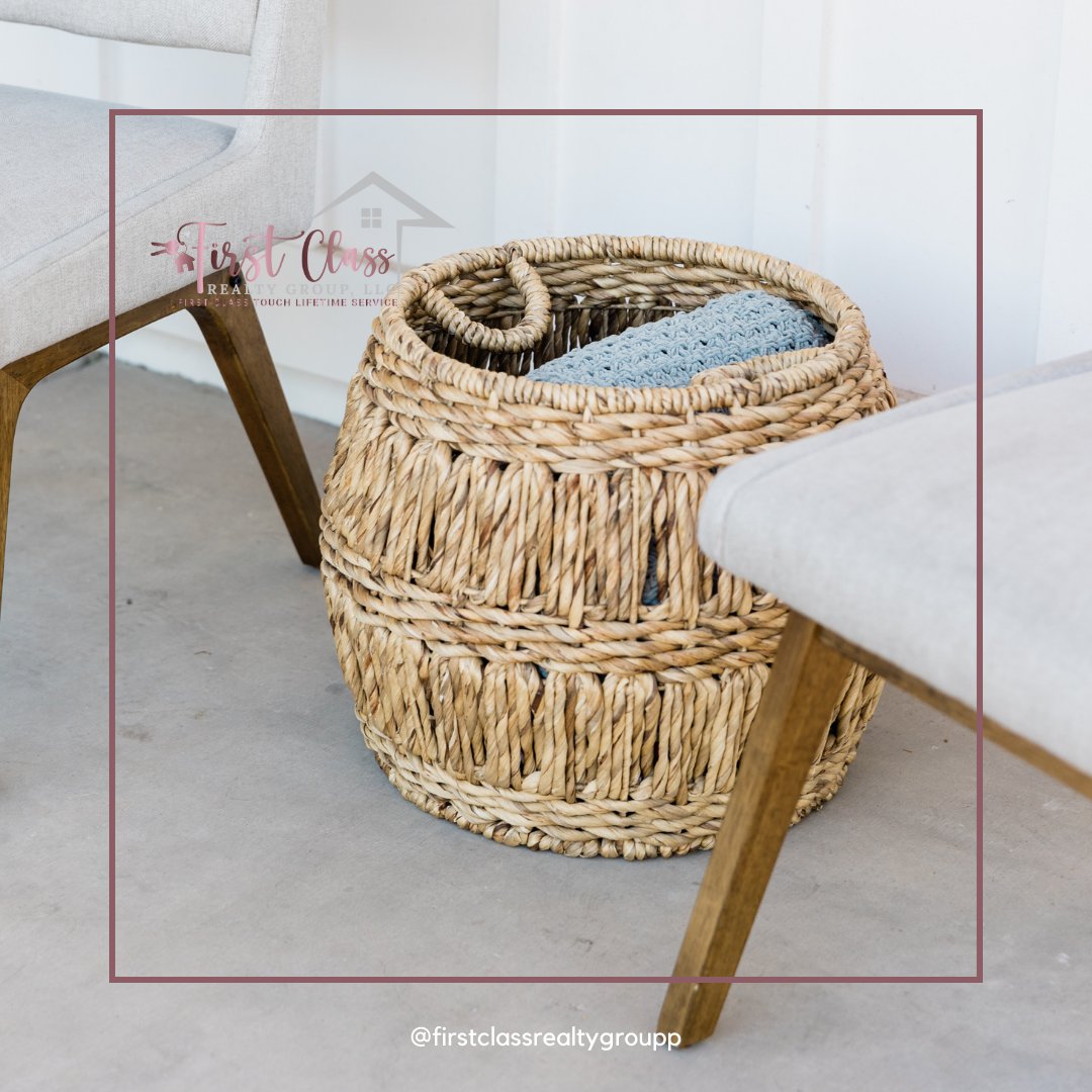 TheREPro21's tweet photo. Baskets are the ideal storage items. Not only are they handy for storing magazines, children’s toys or cushions and plaids. They also look great in your interior.
#interior #basket #nativebasket #interior101 #interiordesign #latoshasellsalaska #wasillarealestate https://t.co/qafOhUUkBj