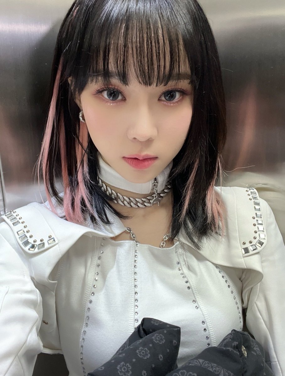 aespapic's tweet photo. ⭐️💭 https://t.co/JKW8o1n3dD