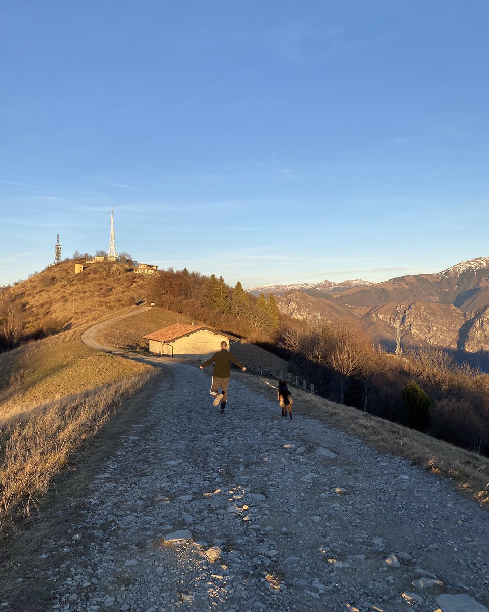 Spent winter holidays with my family, a bit in Estonia and a bit in Italy 🤍 #MetropoliaBiz