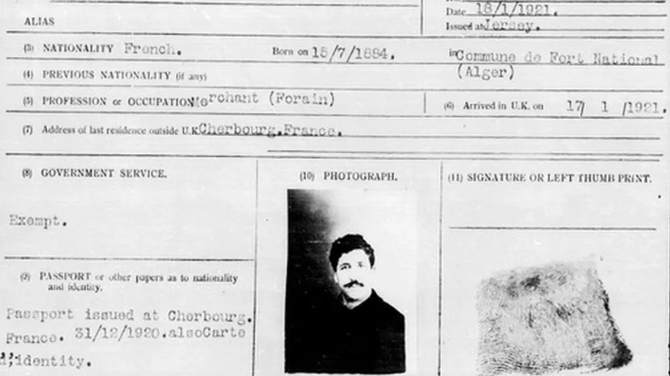 TheHistoryPress's tweet photo. The latest Jersey Archive records to be opened to the public give an insight into life at the beginning of 1920s (via @BBCNews) https://t.co/hQicYmzcMF #Census #1920s #Socialhistory https://t.co/Ge716fQNov