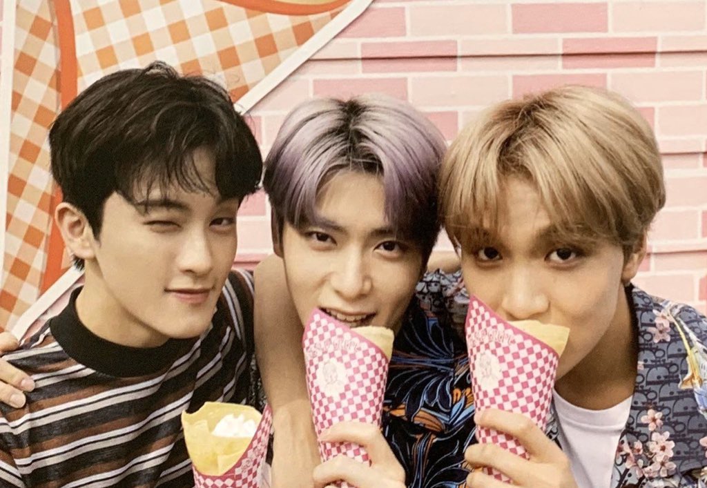 nctscore's tweet photo. i need jaehyun, mark and haechan to take more pictures together https://t.co/AhvBTDLZP1