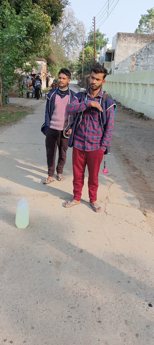 Shikhar13071100's tweet photo. Do litre sanitizer se kariye 100 kamro vale habibullah hostel ka sanitization!!!
Kya vidambana hai...nahi chahiye aapki sahayata...university prashasan.
@profalokkumar @myogiadityanath @timesofindia @JagranNews @anandibenpatel @drdineshbjp @aajtak @ndtv @ZeeNews @News18UP https://t.co/MOy48ABfvz