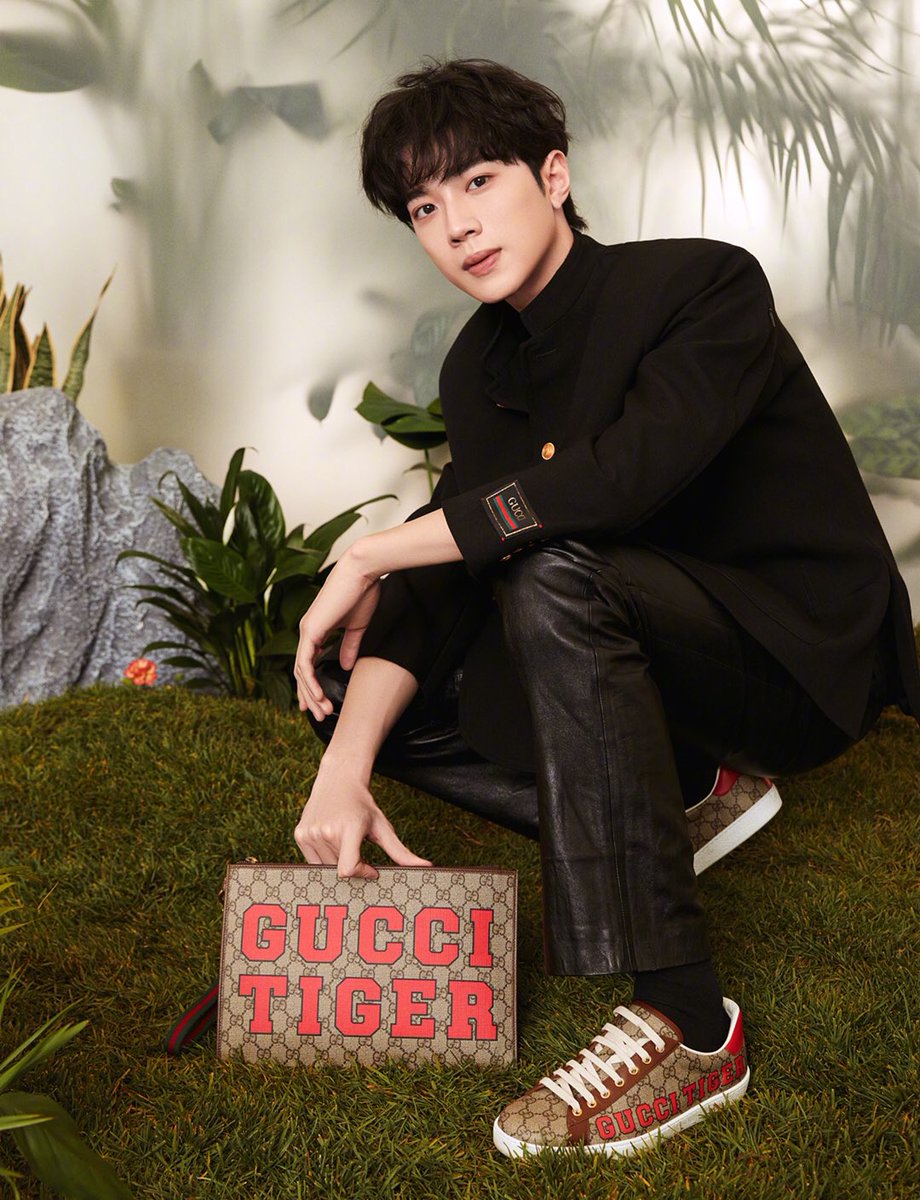 GL_follower's tweet photo. Lai Guanlin for Gucci Chinese New Year collection
#LAIKUANLIN #라이관린 #赖冠霖 https://t.co/FMHikzWPjQ
