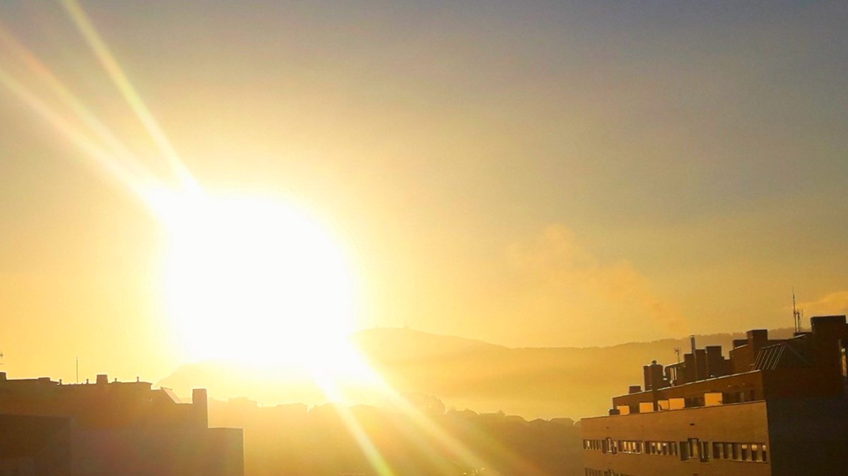 Magnífica manera de comenzar la mañana Mundo, con la lectura Imprescindible de #LaEsenciaDeLoEsencial, <a href="/SPENDINmagazine/">SPEND IN</a> y el Editorial de <a href="/Ricardo_SPENDIN/">Ricardo Gimeno</a> 👏👏👏.
Alegría...🧚‍♂️😎