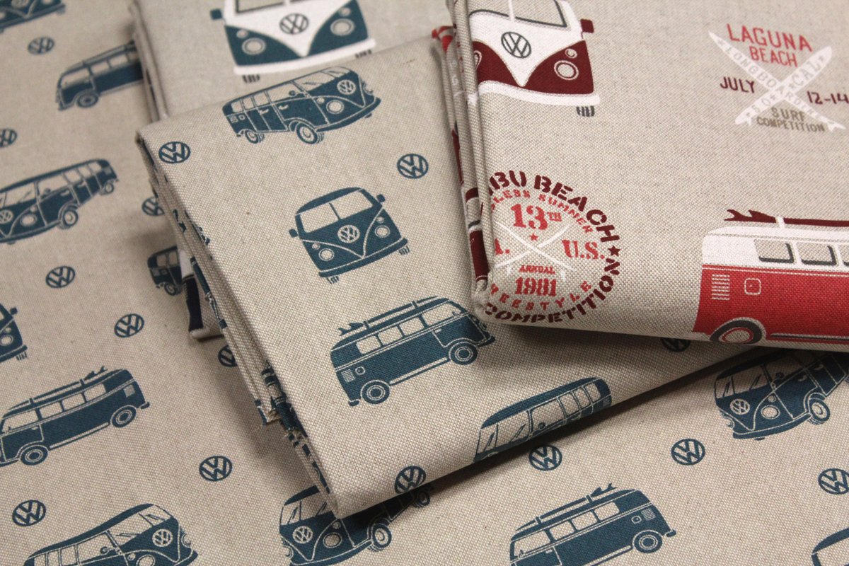 TissusPapi's tweet photo. Les Combi sont chez Papi, en OFFICIAL LICENCE VOLKSWAGEN PRODUCT, oui oui oui! 
https://t.co/KRNylUQLkX
#VWCombi #VW #Volkswagen #CombiVW https://t.co/0MDhujZTtu