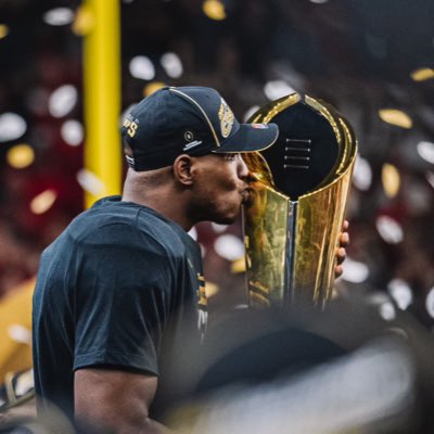 zeus1_34's tweet photo. #NewProfilePic https://t.co/gxYWOxFkbK