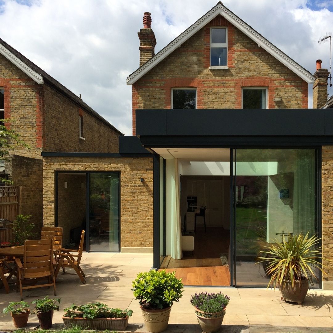 minimalwindowUK's tweet image. On this #modernextension, #minimalwindows® #cornerslidingdoors with #flushthreshold were installed. These were #slimframed and opened on both elevations.

Architects: @2PMArchitects

Discover the other minimal windows® corner sliding doors projects &amp;gt;&amp;gt;&amp;gt; bit.ly/32RSqSs