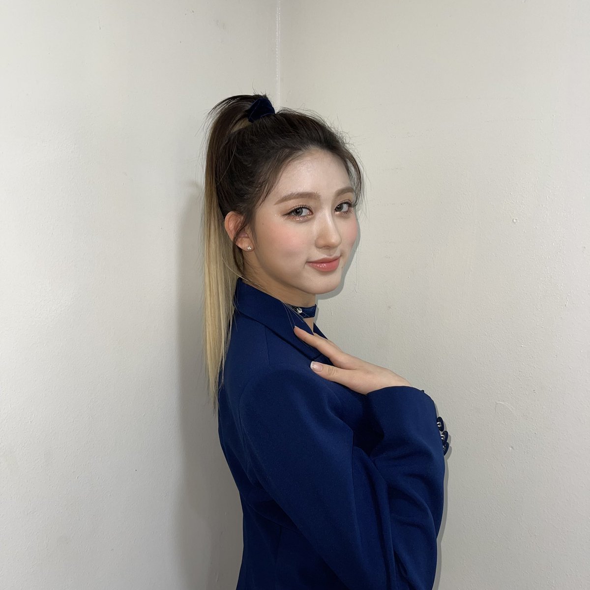 minamitto's tweet photo. ㅤ
There is another cloud above the cloud we saw there ☁️ DIVE brought us beyond cloud 9 with #IVE7thWin that happened in Inkigayo. Thank you so much for staying with us from day 1 until the last day of ELEVEN broadcast. For now, good bye Inkigayo. Hope to see you again soon!
ㅤ https://t.co/68Sbt7JXBR