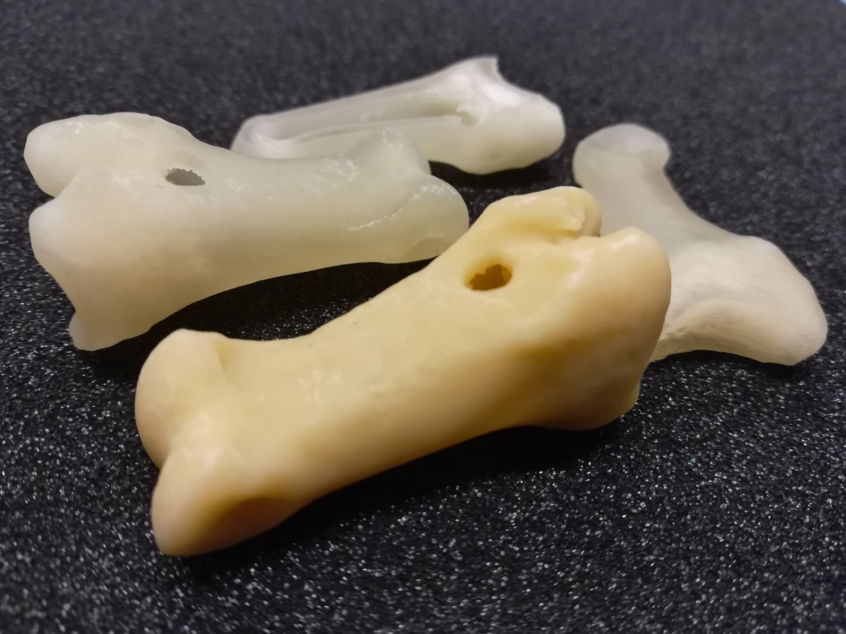 Please join us for our next webinar: 

Ethnography: A re-sounding success? Can you 3D print sound? 
Seeking 3D scanning technology that can offer an alternative to playing historic musical instruments.

Andrew Hughes and Reed Hudson
26 January 7-8pm
icon.org.uk/events/ethnogr…