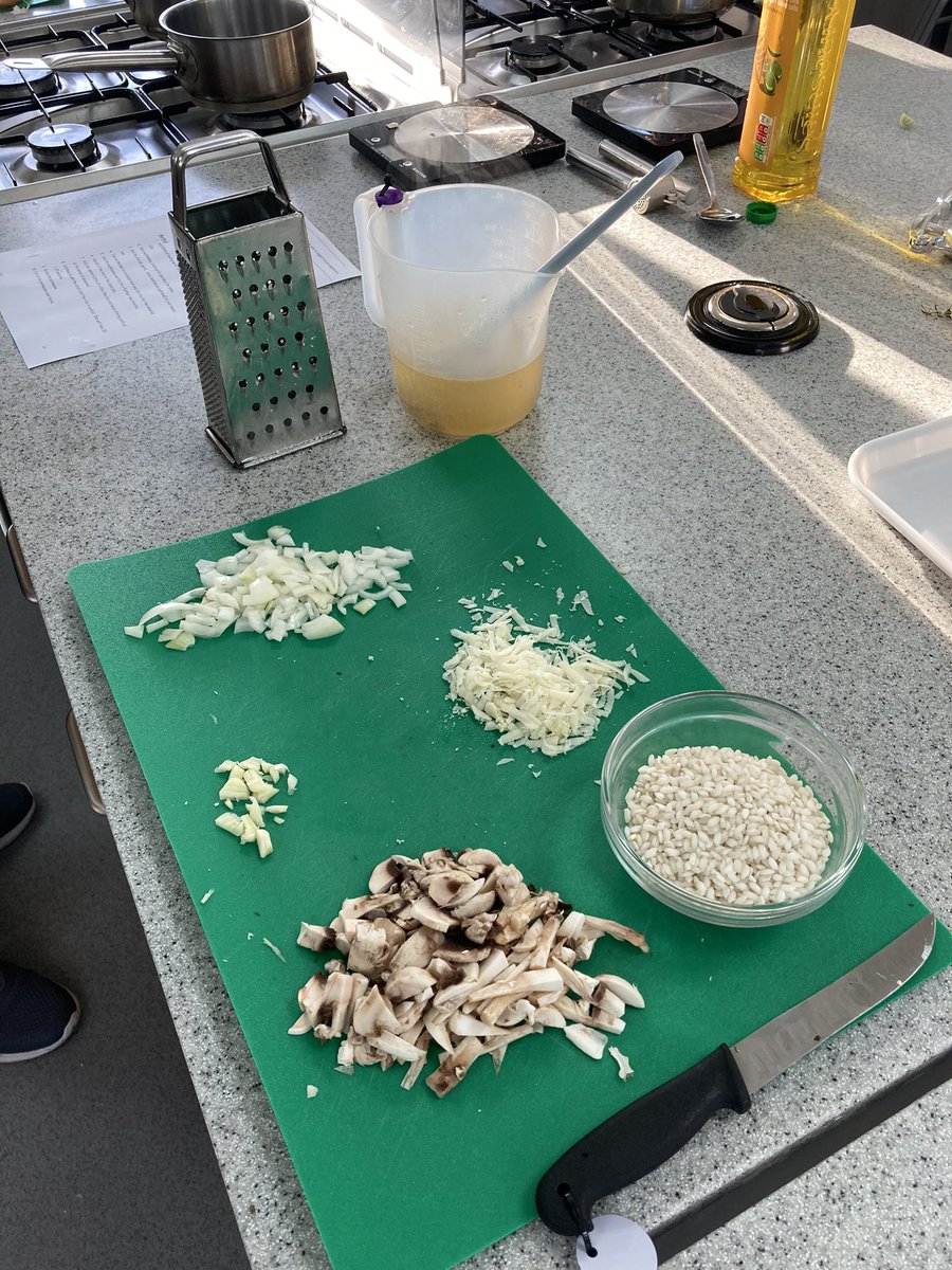 solschfood's tweet photo. What are we making today? @solsch1560 #perfectchopping #traditionalcookery https://t.co/Z0J6uCYQ0s