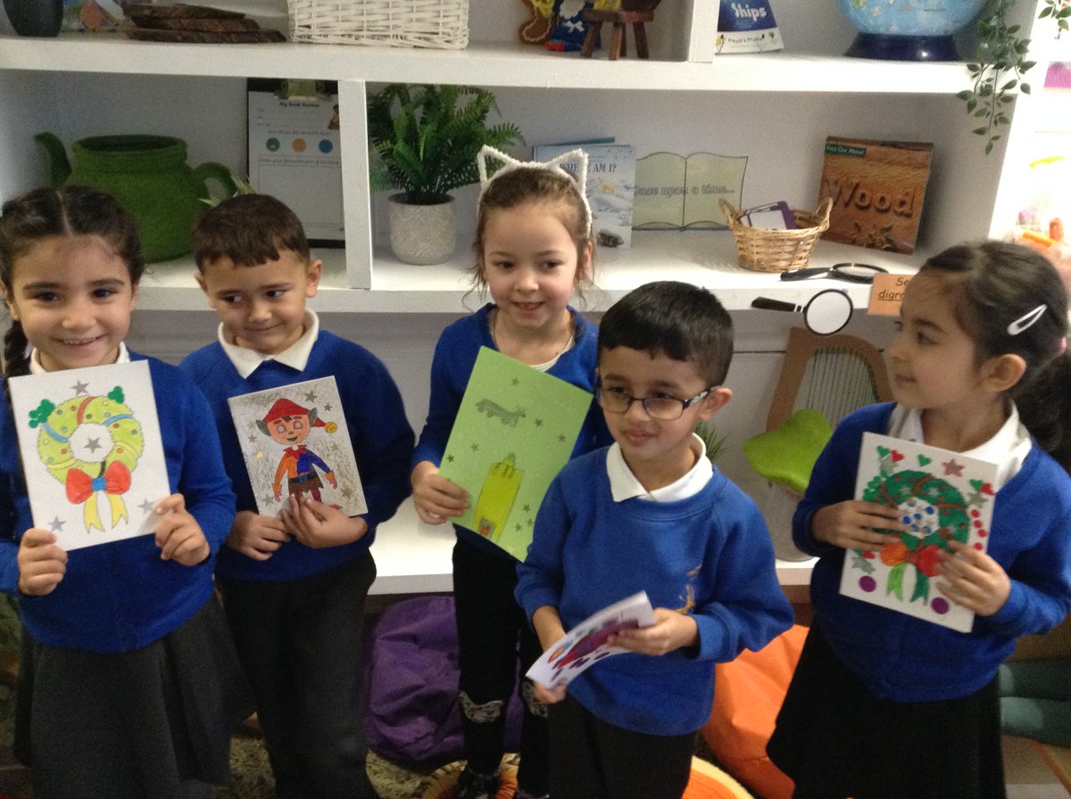 MarshfieldPS's tweet image. An exciting delivery to Rabbits class this morning gracias to our link school Colegio Fuentelarreyna for the beautiful cards @AcademyCAT1 @Victoria_HARTF #internationallearning #AweWonderWow