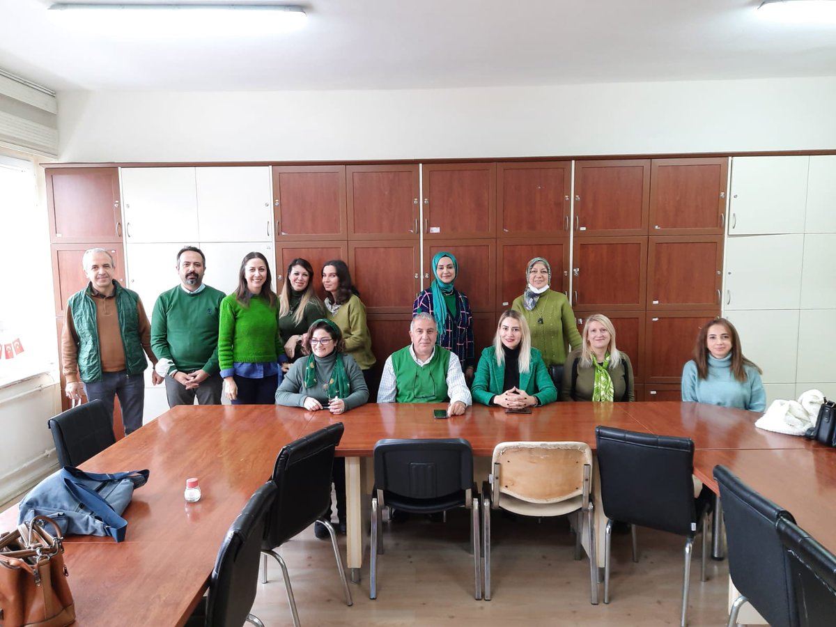 Fatmasensoyio's tweet image. fatmasensoyilkokulu.meb.k12

Yeşil rengini olağanüstü dönemlerden geçtiğimiz bugünlerde hayatın olağan akışına dönmesi için umudu; huzuru ve en temel duygumuz olan güveni sembolize ettiği seçiyoruz.

Huzurumuz daim, güvenimiz sonsuz, umudumuz diri olsun !

💚💚💚

#renklerindili