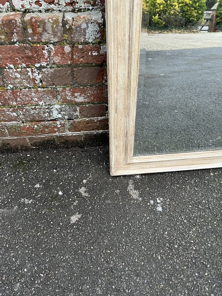 CleallAntiques's tweet photo. A Stunning large Antique French 19th Century carved wood painted shaped top Mirror, with original bevelled mirror. 
Price: £750
https://t.co/zI80rdMSLn
#paintedmirrors #largemirrors #bevelledmirrors https://t.co/KSy1u6jhaC