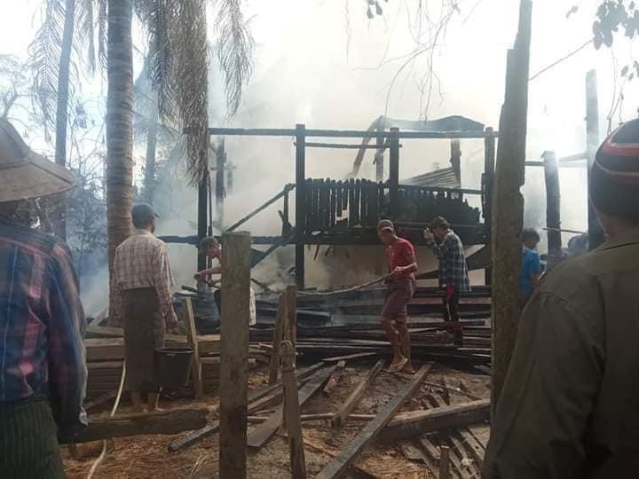 TheChindwin's tweet photo. Myanmar’s #junta  army has conducted airstrike and bombed #Moedargyi village, Sagaing region at 12:45 pm, badly injuring three children aged 5, 7 and 17, burning and destroying the two headquarter buildings of St Johan #Anglican Church and #Baptist Church according to local. https://t.co/IvFmVvz58z