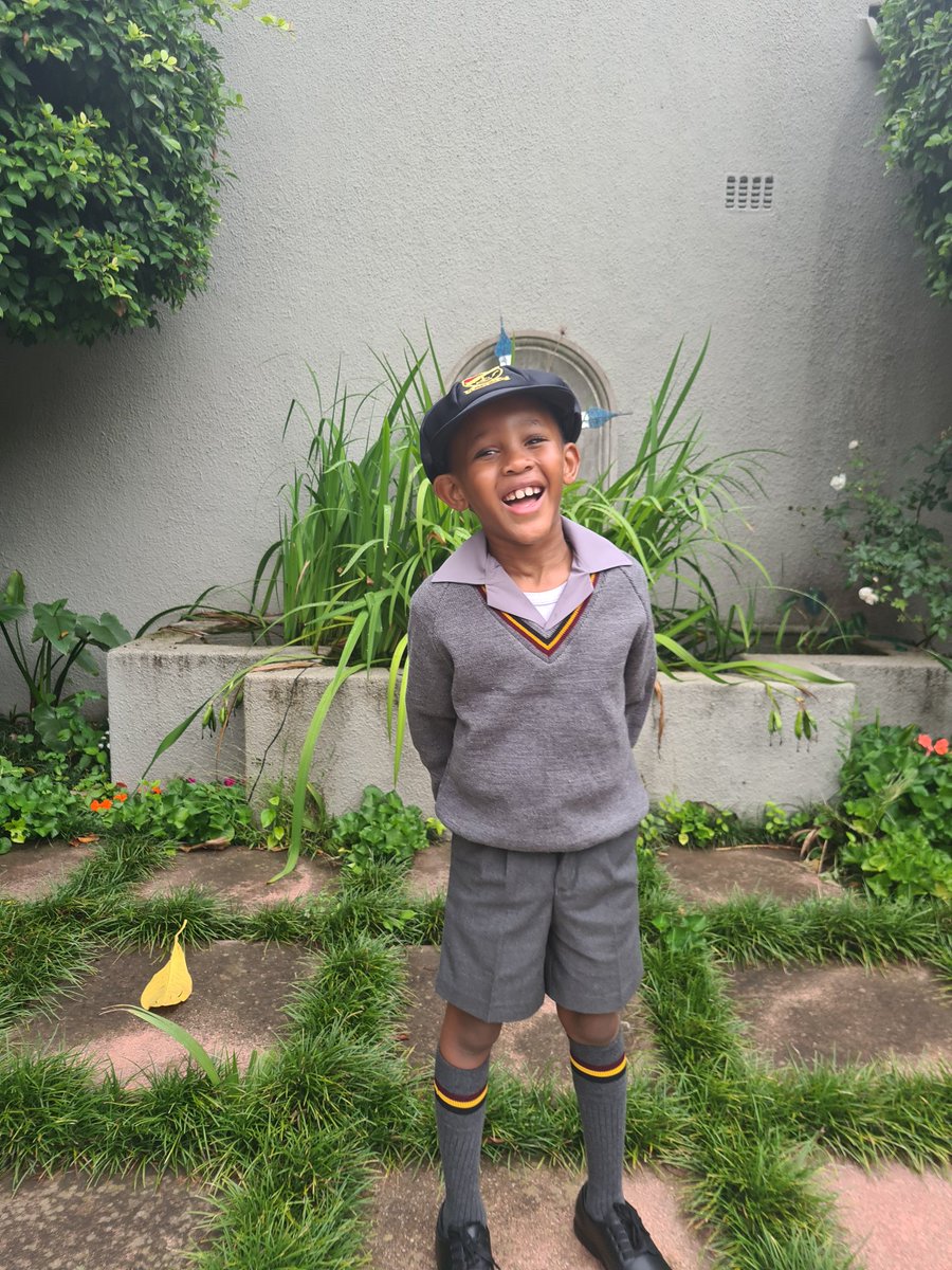 MbaliMabizela's tweet photo. #Grade1 #Imithwalo #BackToSchool #BundleOfJoy #BundleOfBlessings #GodsYoungChampion #ExcellenceActivated #Part1 https://t.co/jjE3gYMV9v
