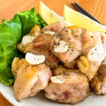 画期的な鶏もも肉レシピ!居酒屋風ガーリックパリパリチキン‼