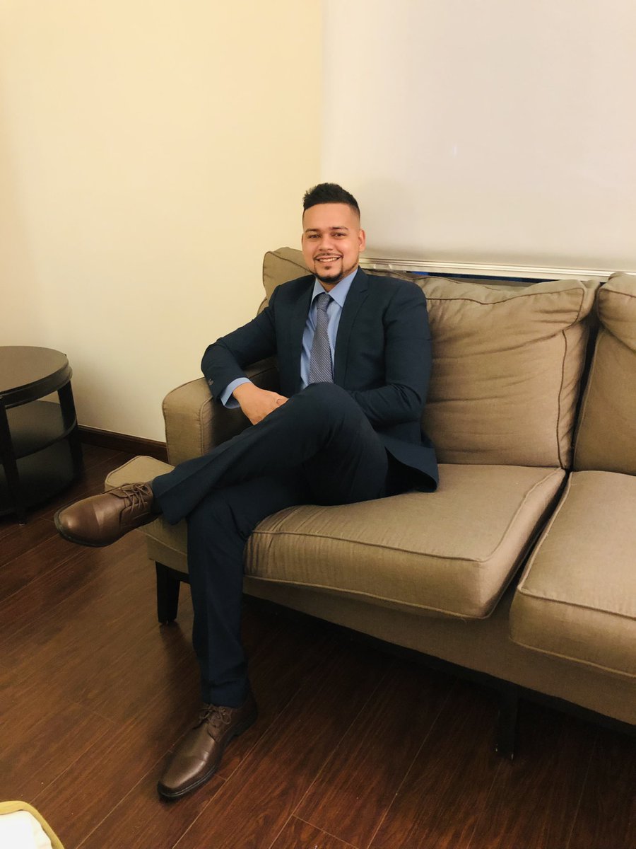 jlpn15's tweet photo. 🤪💼 https://t.co/t5b1mCXboc