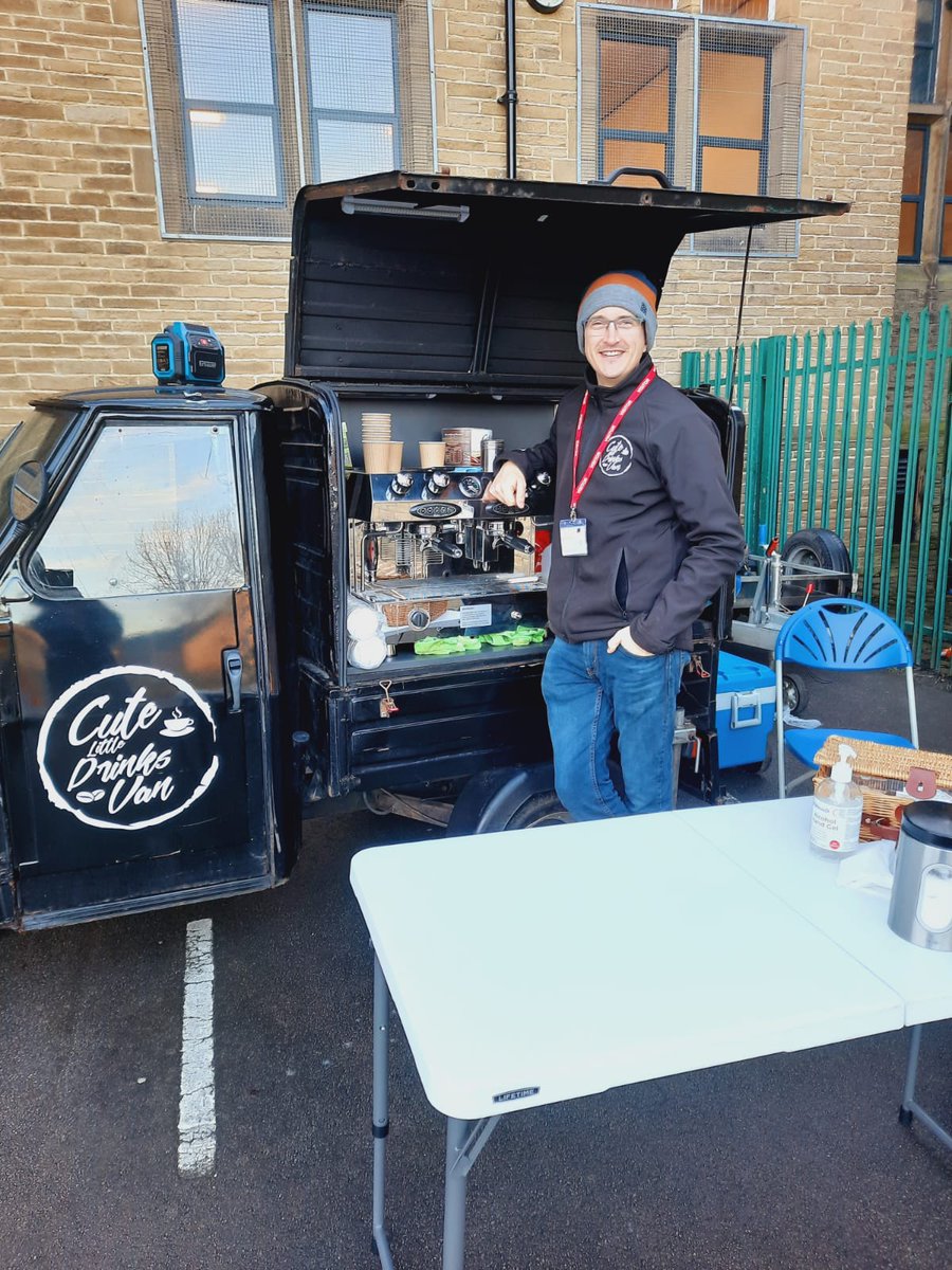 BarkerendPLA's tweet photo. Our staff are receiving a well earned treat today @cutelittlevan #service #teamwork https://t.co/4OULcyMTG5