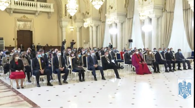 Travel_2Romania's tweet photo. Președintele @KlausIohannis a prezentat azi,ambițiile și obiectivele politicii externe a României.
Șeful statului a susținut un discurs la întâlnirea anuală cu ambasadorii acreditați la #București
#Diplomacy #externalpolicy @MAERomania #DiscoverRomania
https://t.co/dNqH2JszWl https://t.co/aMoxdGopea
