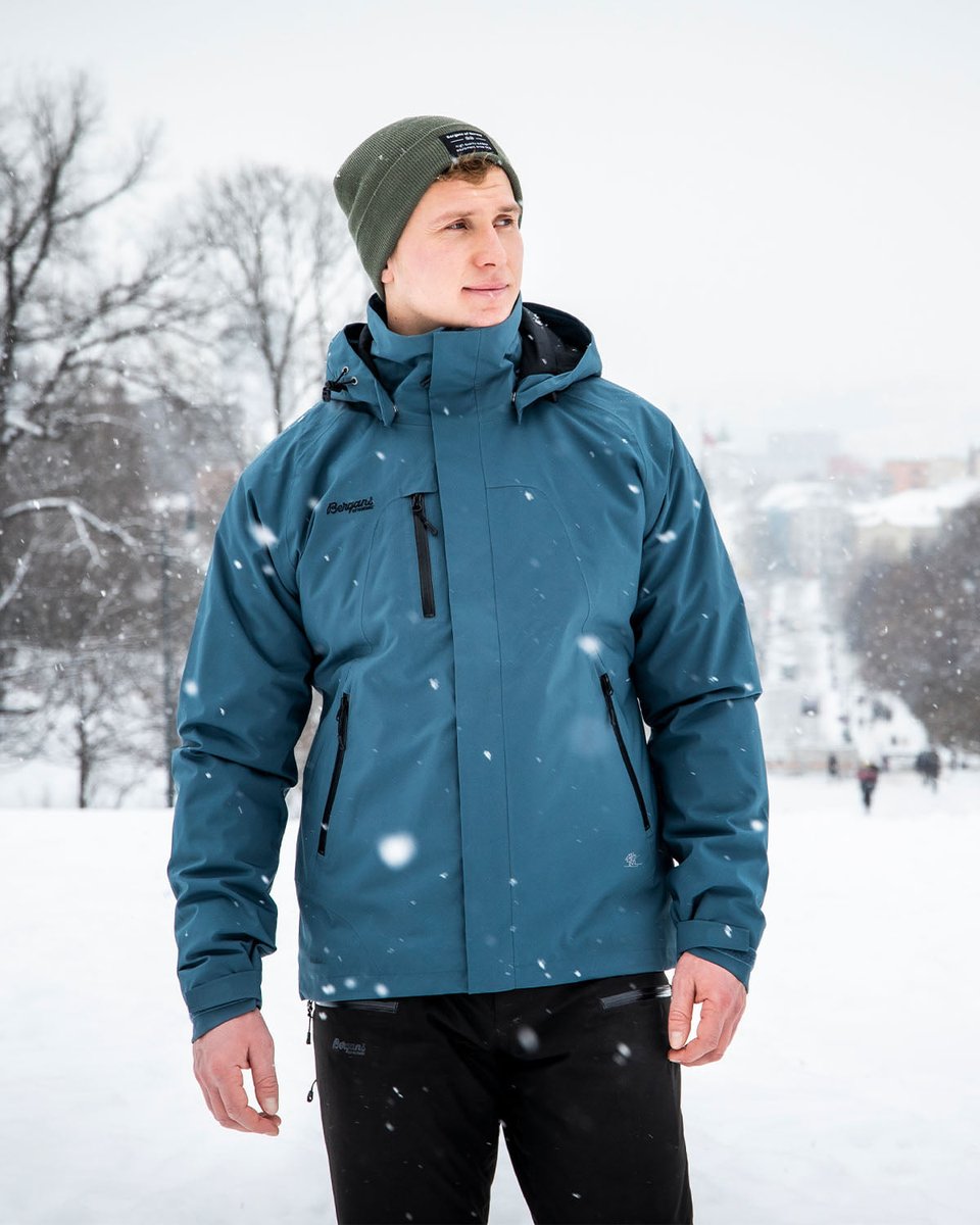 waidlife's tweet photo. ❄️Das Flya Insulated Jacket ist eine warme, wind- und wasserdichte Outdoorjacke, die Dich trocken und warm durch die kalten Monate bringt!

🇳🇴 https://t.co/Yf6yuUMw6k

#bergans #schnee #outdoor #schlittenfahren #wirsinddraussen #outdoorjacke https://t.co/4fwFAZeoEJ
