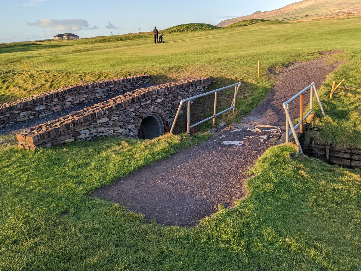 CeannSibealGC's tweet photo. The smart new stone bridge on 13 is almost complete. A huge improvement on the old one! https://t.co/sGSdNaJGzD