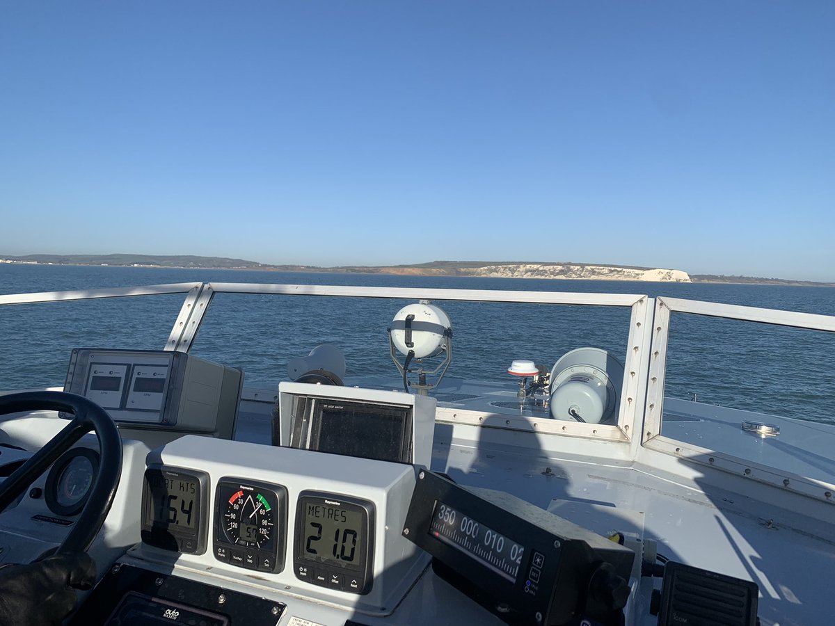 Currently conducting IWO Navigation Training off the Isle of Wight. The principles of being an OOW are exactly the same on a P2000, Aircraft Carrier and even a Submarine. The foundations they practice here will serve them well as they push towards their OOW tickets #clearskies