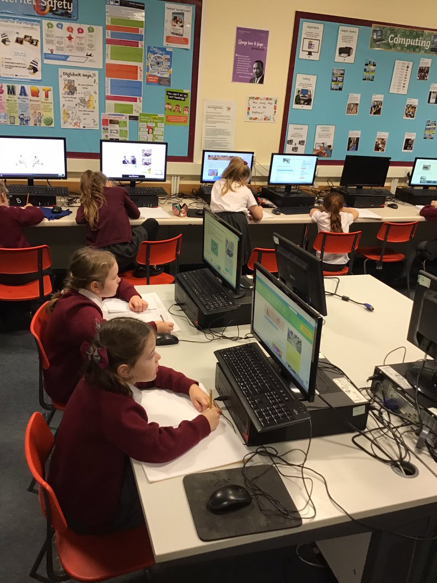 NormanPannellY3's tweet photo. Did you know giraffes only sleep for 30 minutes a day? Or that their horns aren’t real horns!? We have enjoyed researching facts about giraffes as part of our new English topic, Zeraffa Giraffa. #NPPSEnglish #NPPSICT https://t.co/ehu3XT1Mid