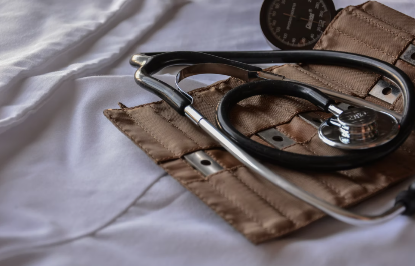 ISMrevistaMar's tweet photo. Una de las funciones del #ISM consiste en realizar los Reconocimientos Médicos previos al Embarque Marítimo #RMEM que deben realizarse los trabajadores antes de embarcarse.
🩺El año pasado el #ISM realizó un total 47.831 #RMEM, de los cuales 94,6% tuvieron un resultado favorable https://t.co/60IjI6yCQh