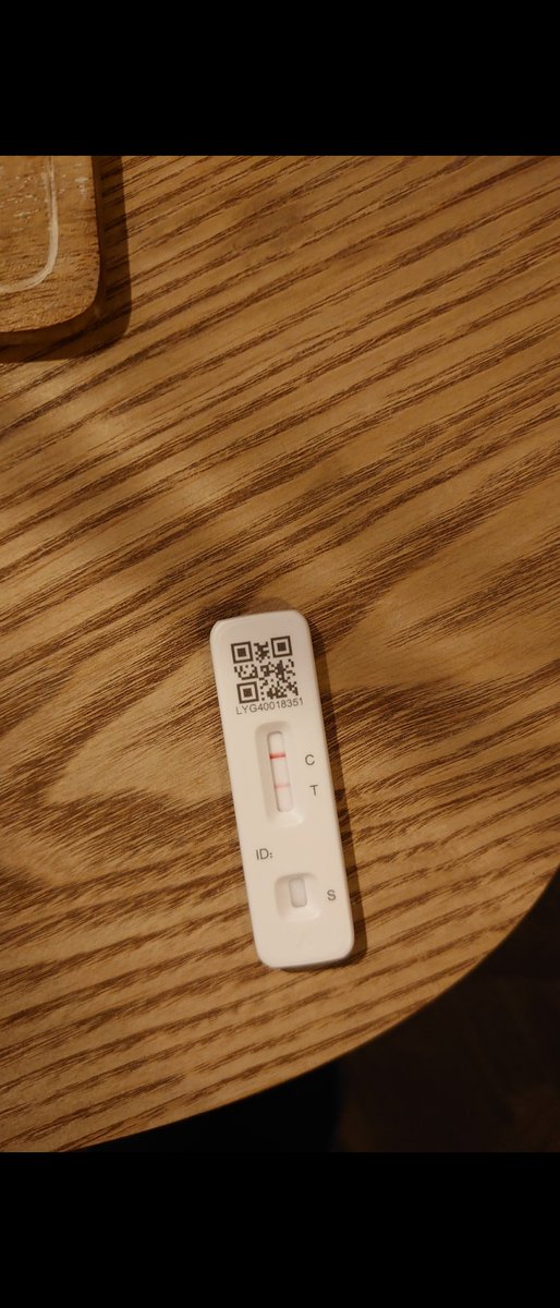 StephSY77's tweet image. I'm meant to be at Uni today starting my NMP course, instead, I get this! 😩