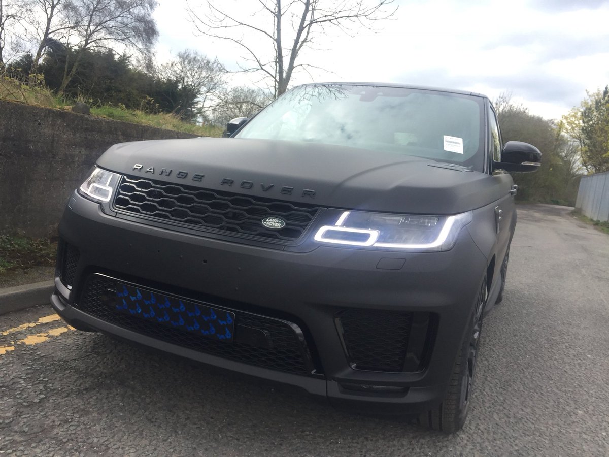 WrapVehicles's tweet photo. Matte black, the colour of choice for 70% of our clients. Looks good on almost any car #instantimpression #matteblack #3mwraps #rangerover #rangerwraps #rangeroverwraps #manchester #Cheshire #cheshirewraps #manchesterwraps https://t.co/l5JUyKyZcr