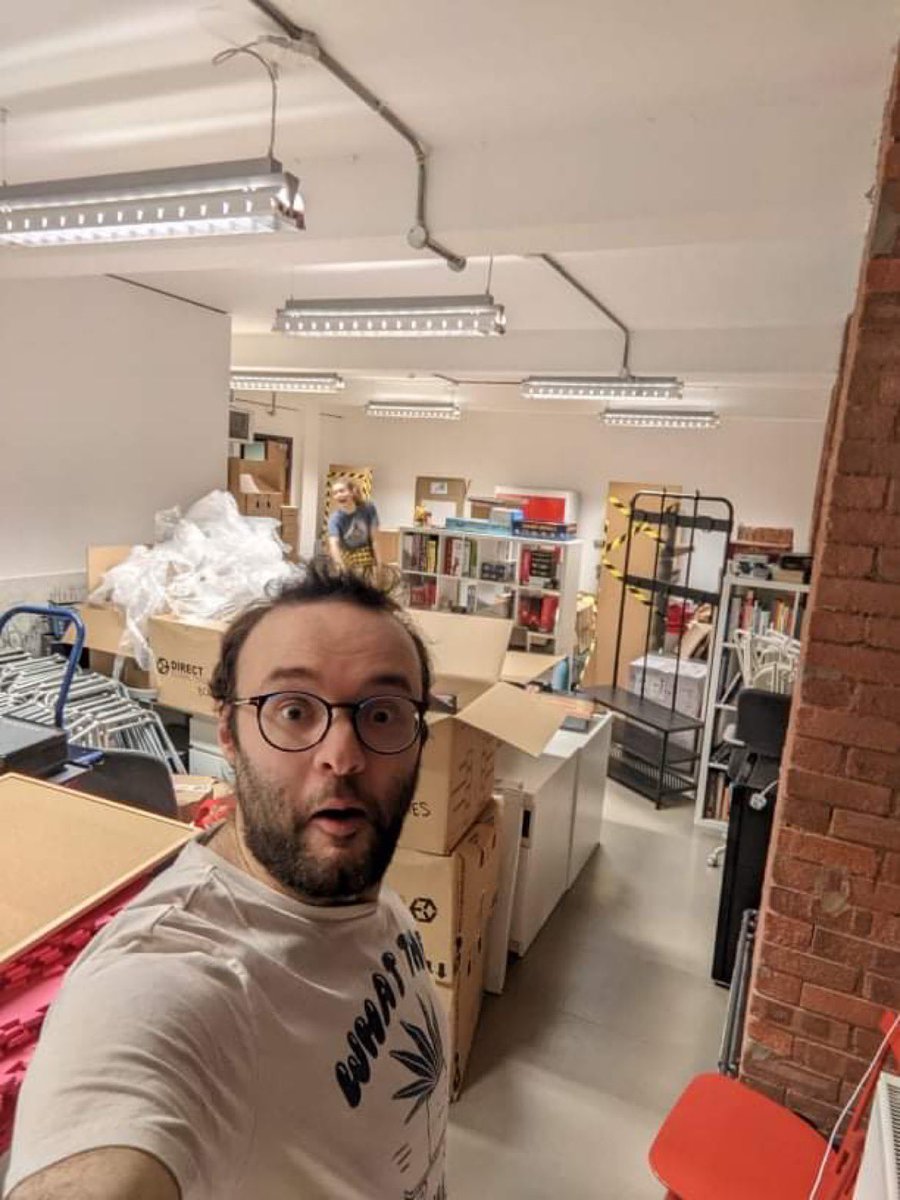 SO. MUCH. STUFF

The Great Unpacking of 2022 is well underway!! #newoffice #abouttime